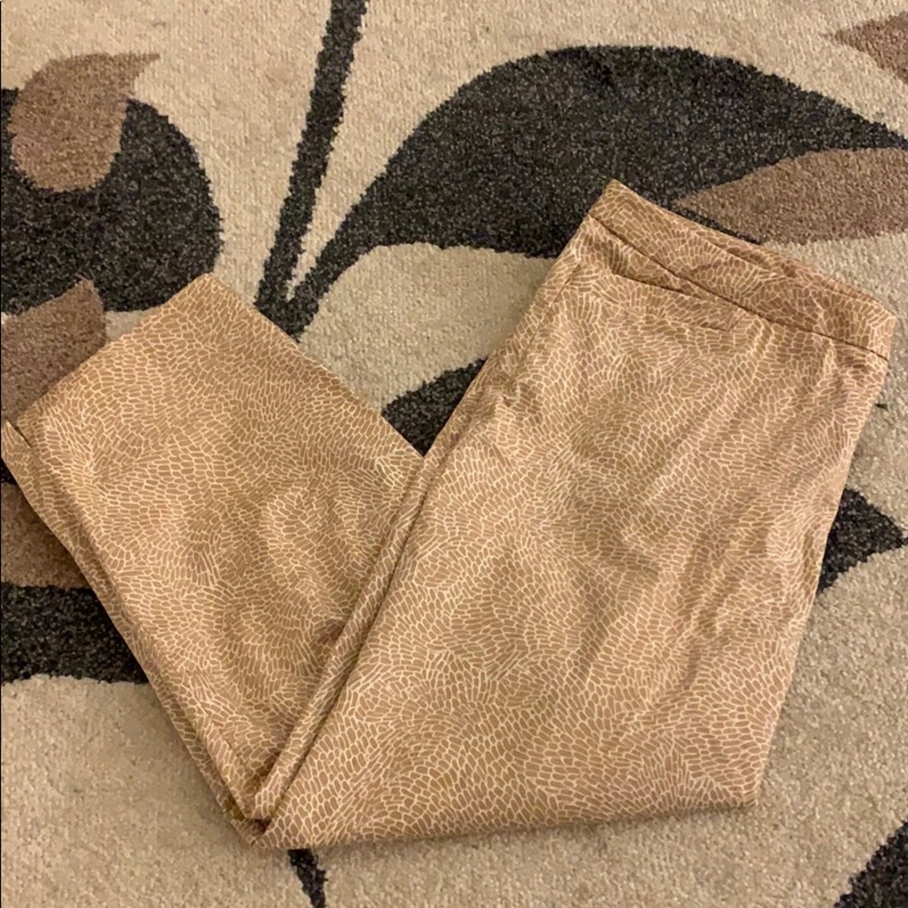 Cropped printed pants